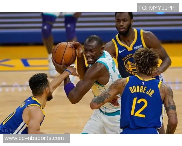 同伙下注获利超20万美元现金直送罗齐尔家中引发关注