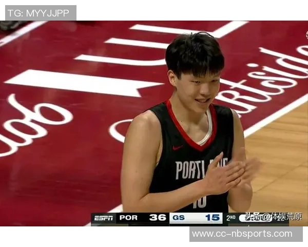 杨瀚森在对手突破时如陷泥潭提升移动速度是他亟需解决的问题 杨瀚森在对手突破时如陷泥潭提升移动速度是他亟需解决的问题